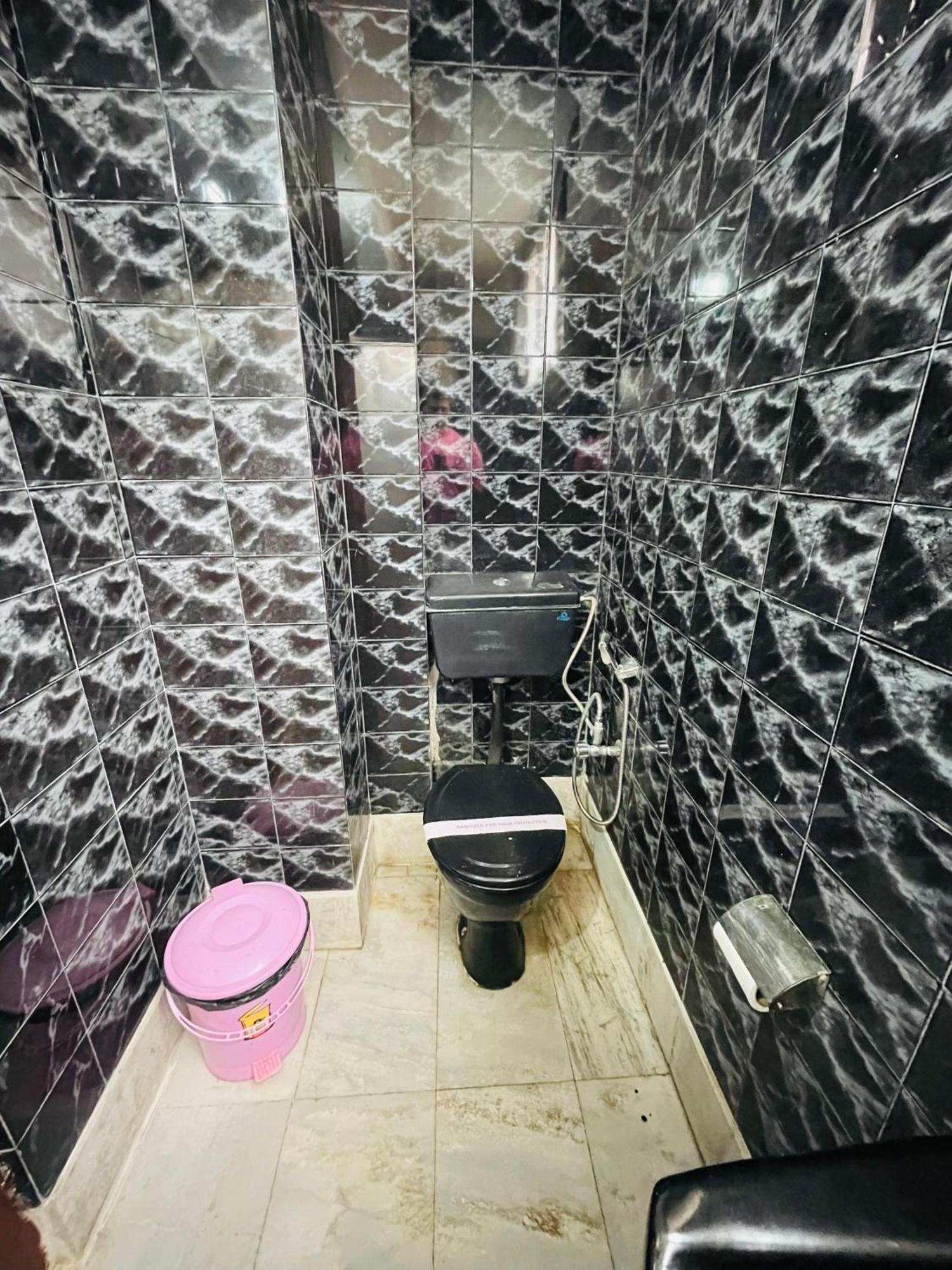 Hotel Palm Street Near Taj アーグラ エクステリア 写真